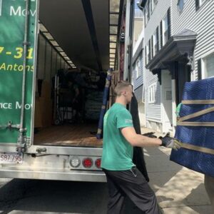 How Do Movers Companies Ensure the Safety of Your Belongings?