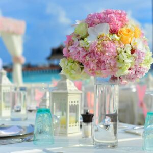 8 Smart Tips for Hosting a Memorable Event with Lamina’s Support